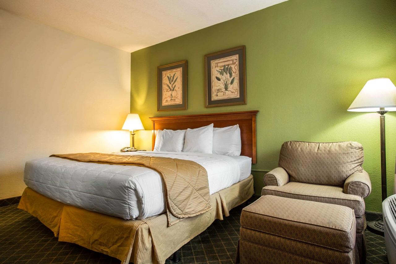 Clarion Inn & Suites Aiken - thumb 13