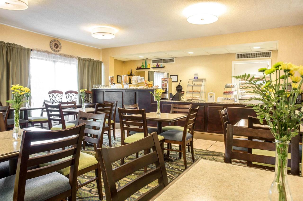 Clarion Inn & Suites Aiken - thumb 22