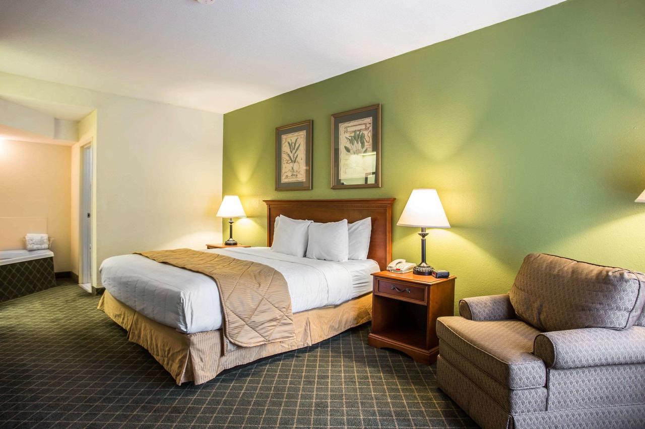 Clarion Inn & Suites Aiken - thumb 28