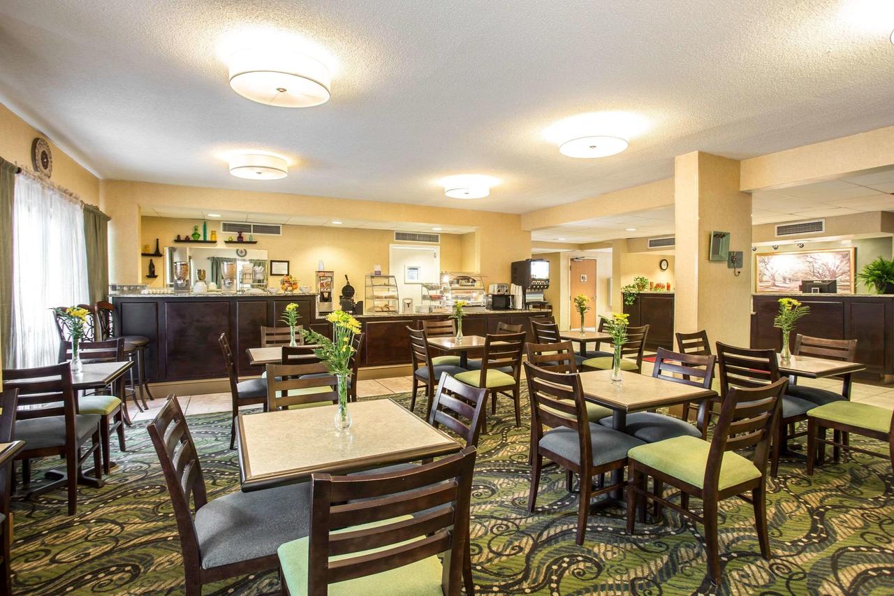 Clarion Inn & Suites Aiken - thumb 3