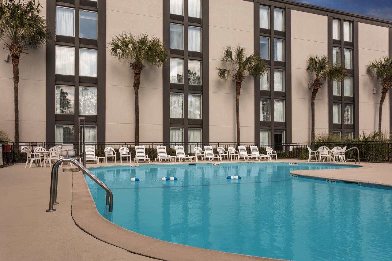 Wyndham Garden Summerville - thumb 6