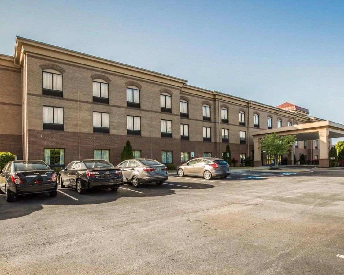 Comfort Suites At WestGate Mall - thumb 19