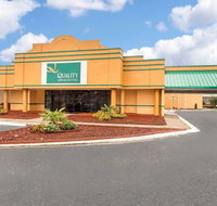 Quality Inn  Suites - Rock Hill - Orlando Tourists