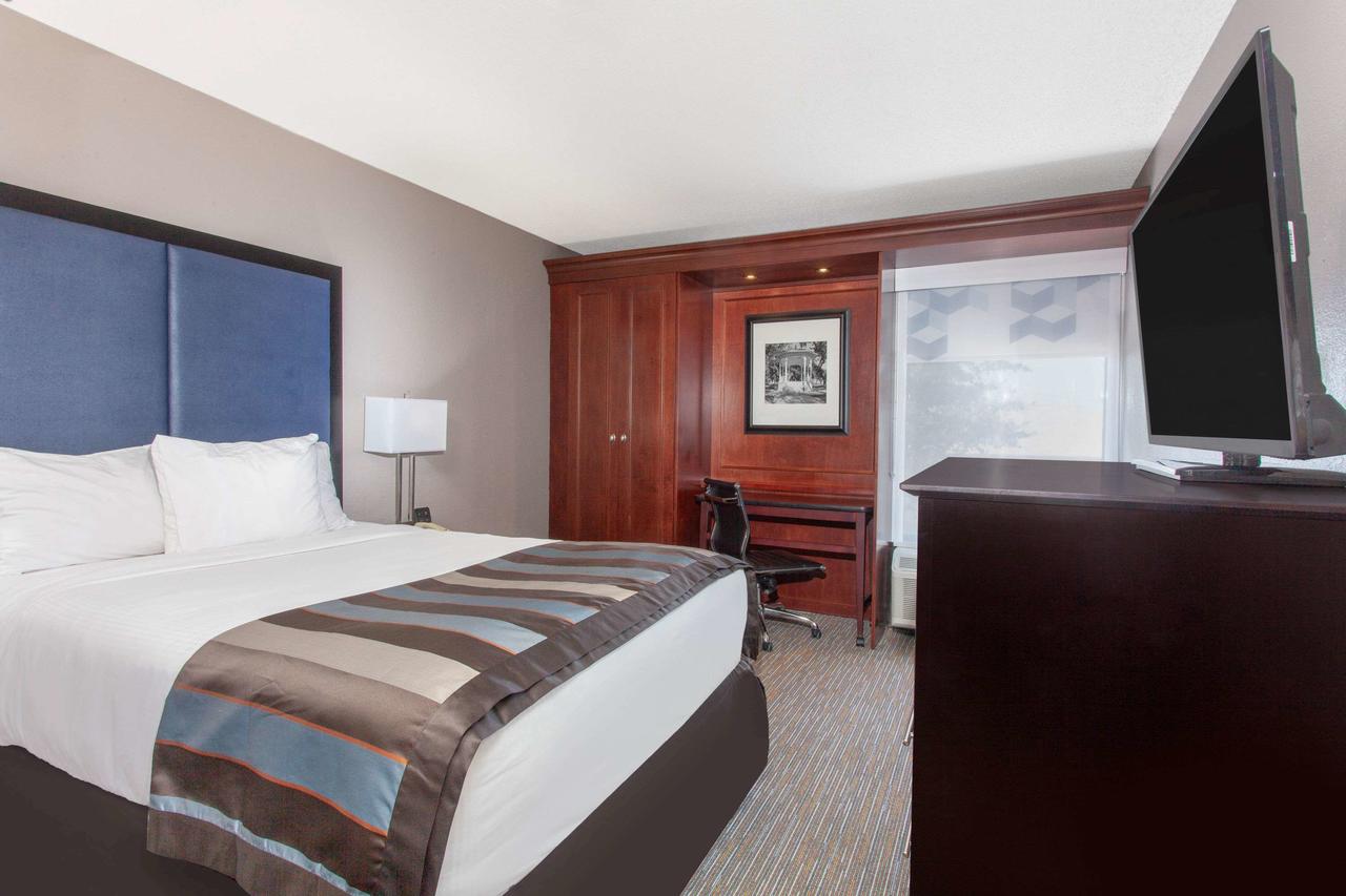 Wingate By Wyndham Charleston Airport Coliseum - thumb 6