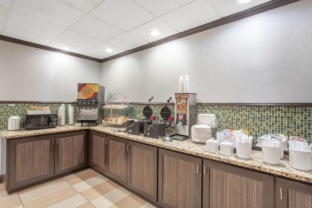 Wingate By Wyndham Charleston Airport Coliseum - thumb 15