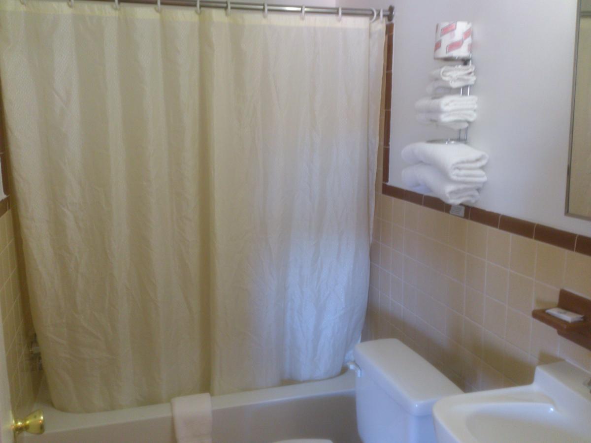 Executive Inn Of Seneca - thumb 6