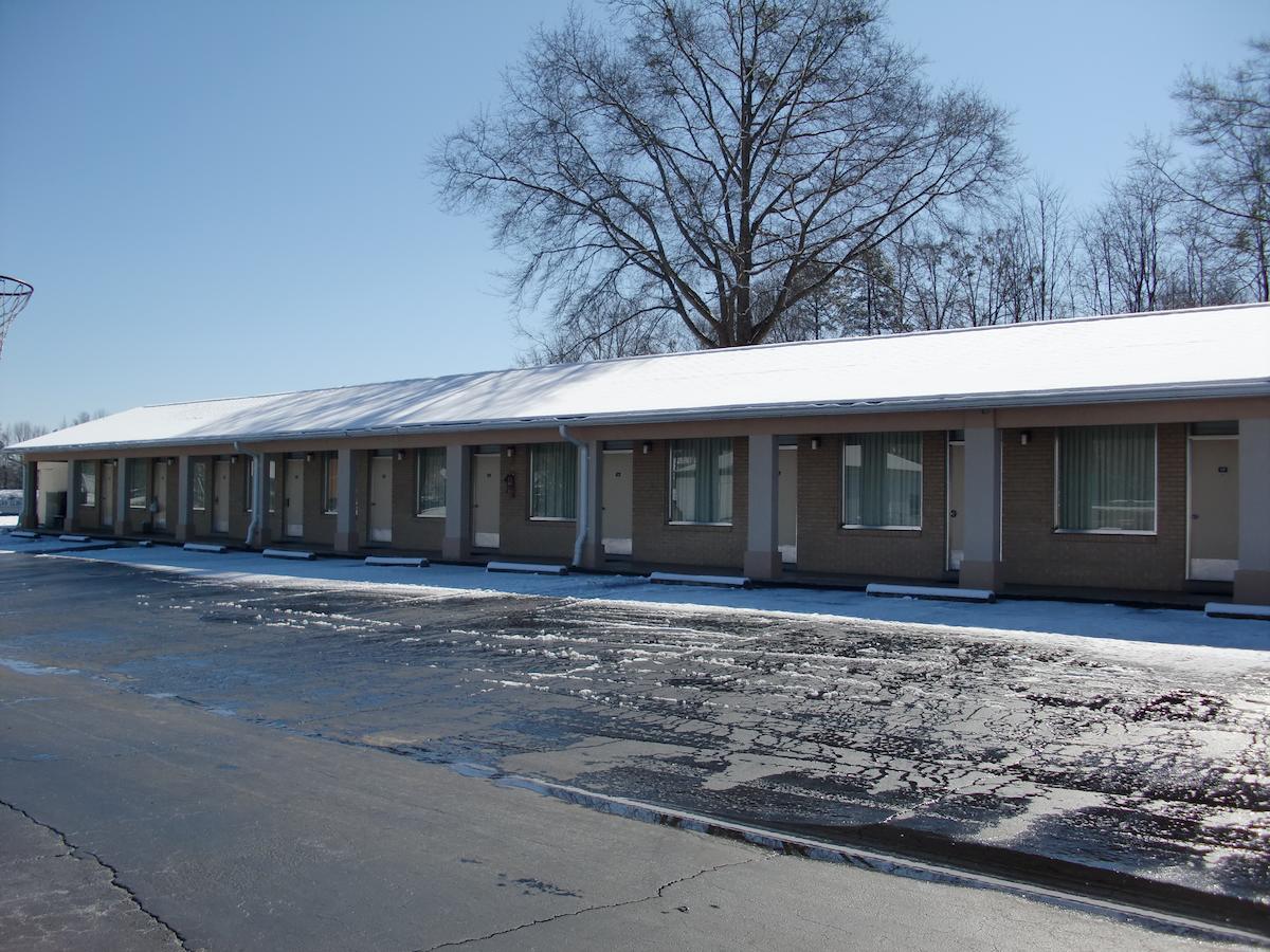 Executive Inn Of Seneca - thumb 3