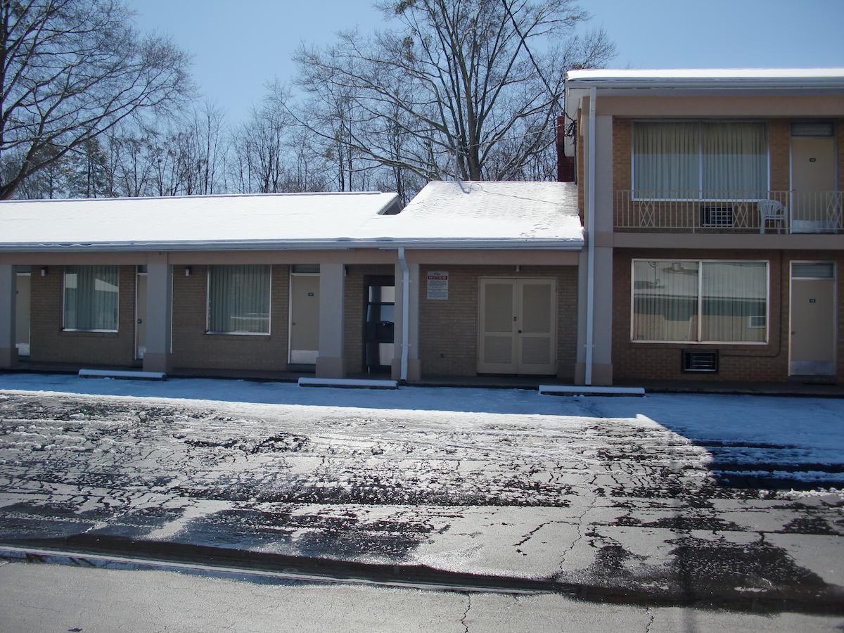 Executive Inn Of Seneca - thumb 4