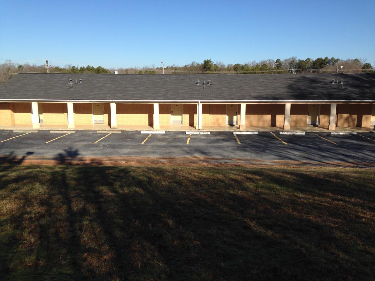 Executive Inn Of Seneca - thumb 20