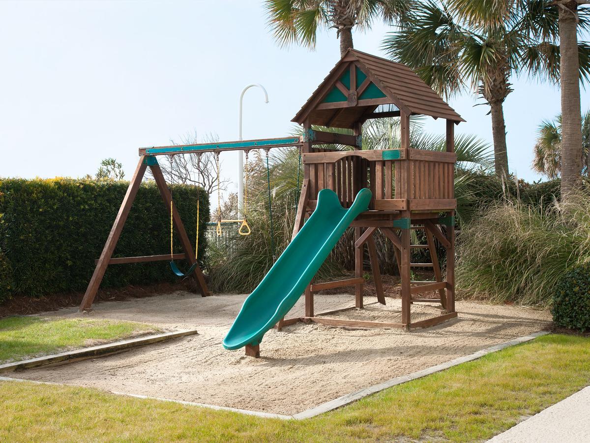 Hampton Inn & Suites Myrtle Beach Oceanfront - thumb 8