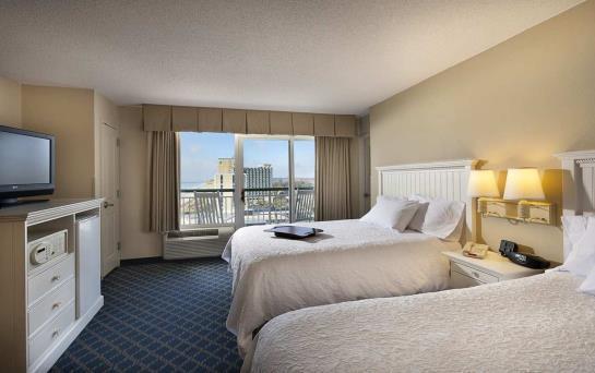 Hampton Inn & Suites Myrtle Beach Oceanfront - thumb 32
