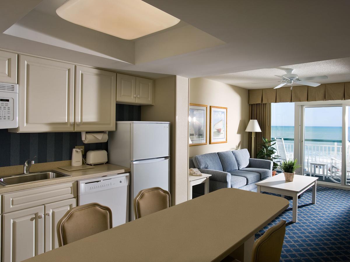 Hampton Inn & Suites Myrtle Beach Oceanfront - thumb 13