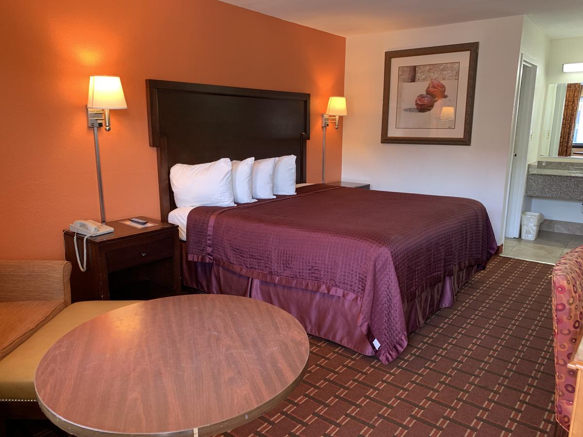 Royal Regency Inn - thumb 5