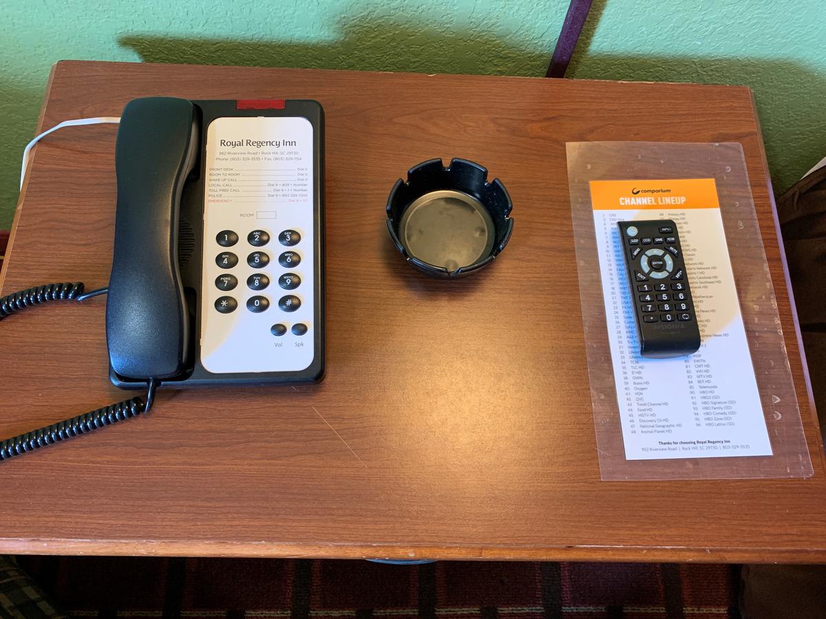 Royal Regency Inn - thumb 17