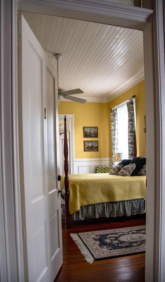Flowertown Bed And Breakfast - thumb 5