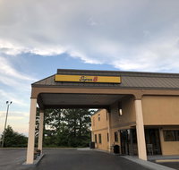 Super 8 by Wyndham Richburg/Chester Area - Orlando Tourists