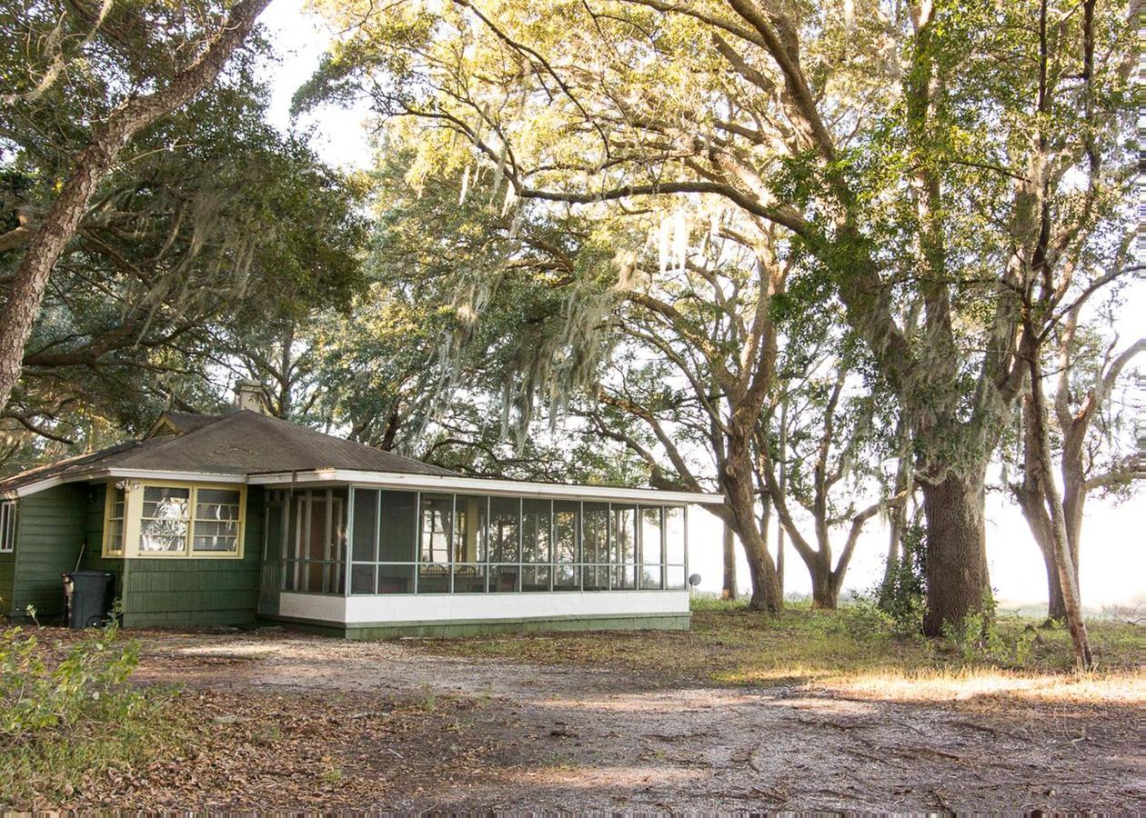 Coastal Cravings On St. Helena Island - thumb 3