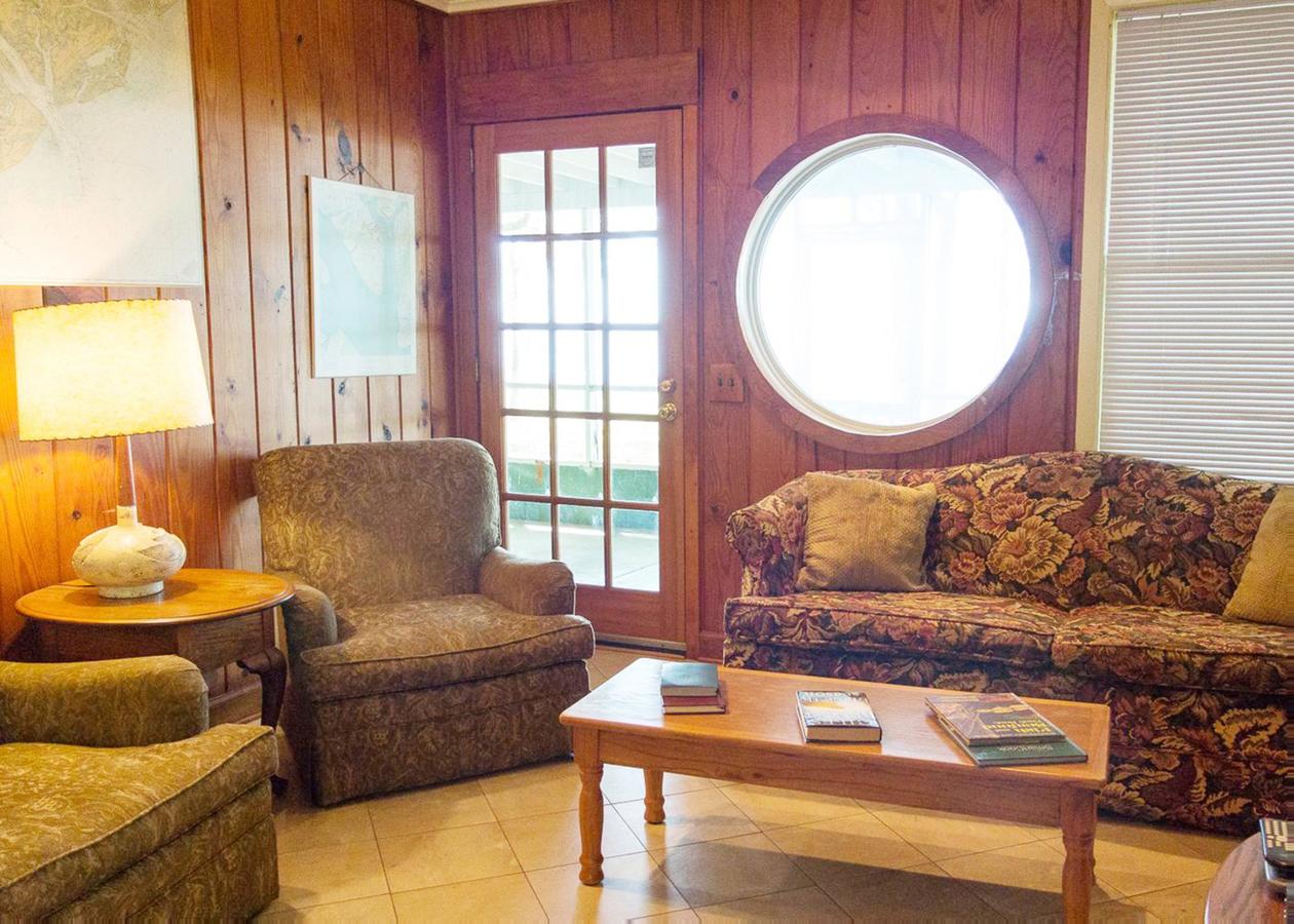 Coastal Cravings On St. Helena Island - thumb 1