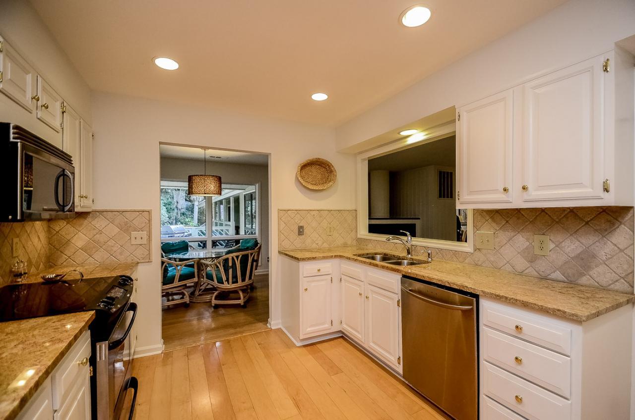 64 Surfsong Road - thumb 14