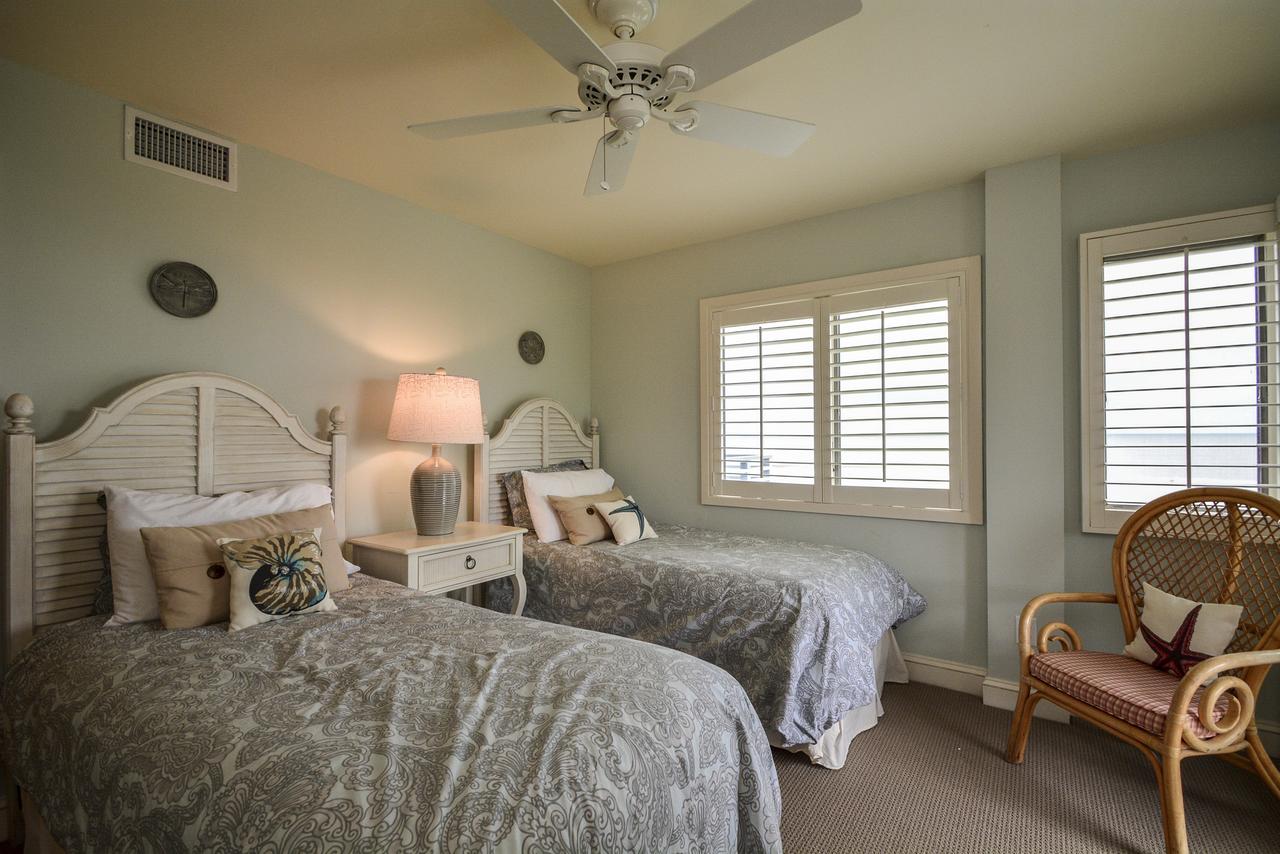 4427 Windswept Villa - thumb 20