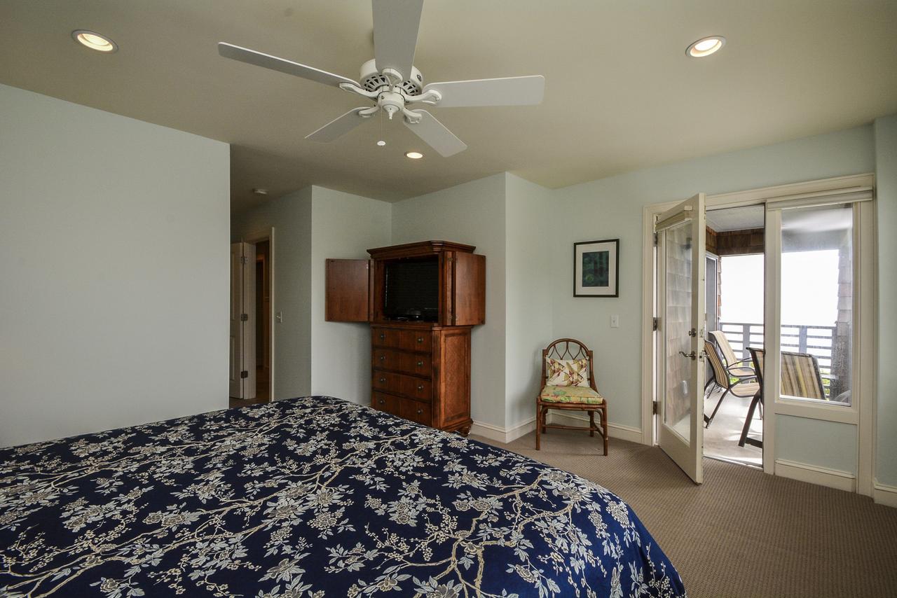 4427 Windswept Villa - thumb 2