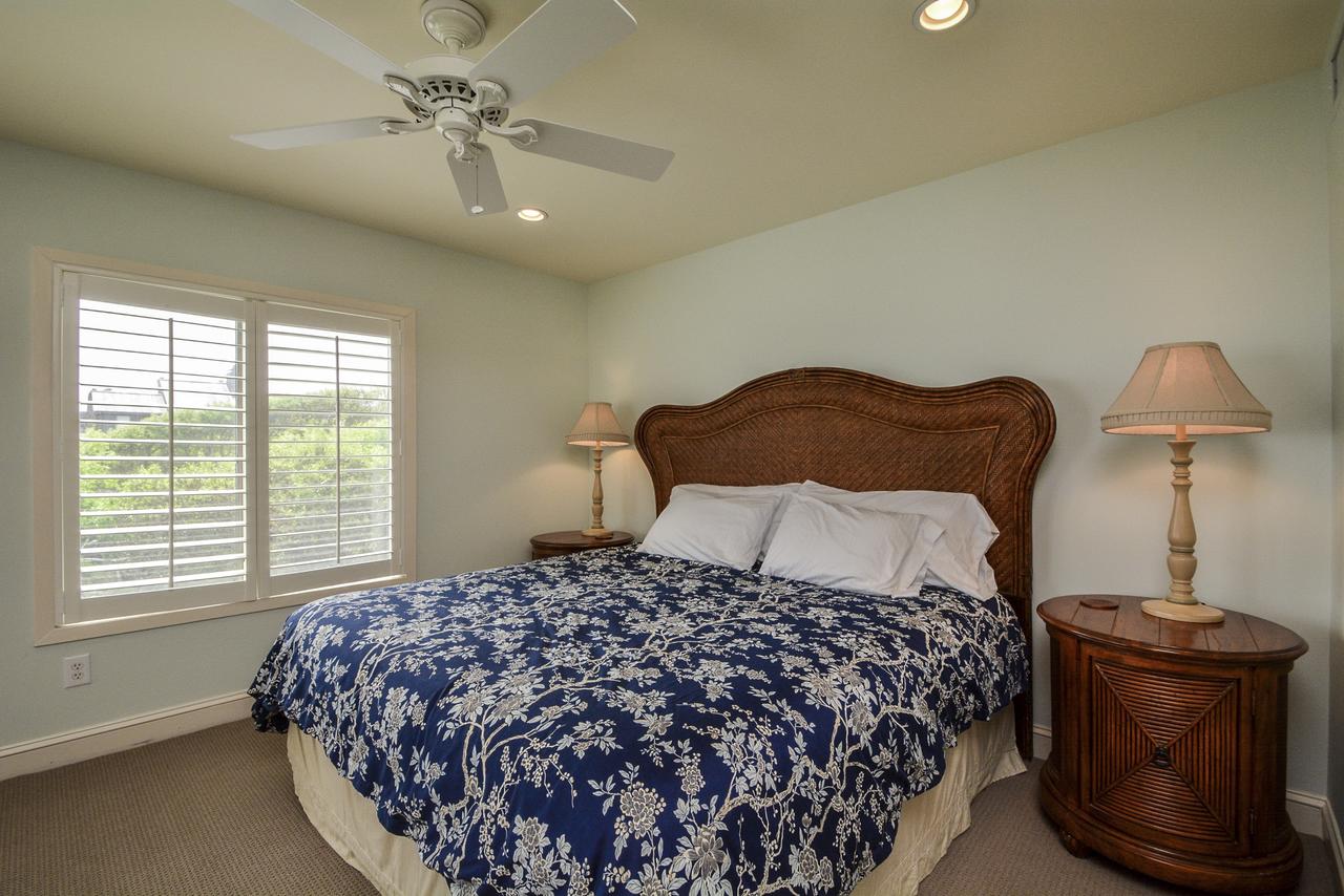 4427 Windswept Villa - thumb 13