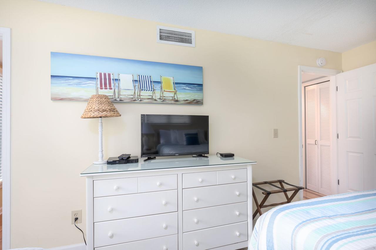 4791 Tennis Club Villa - thumb 8