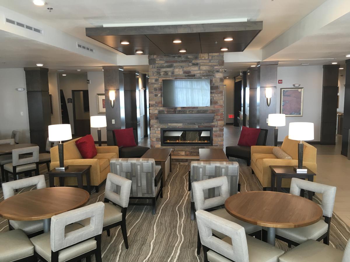 Staybridge Suites Rapid City - Rushmore - thumb 7