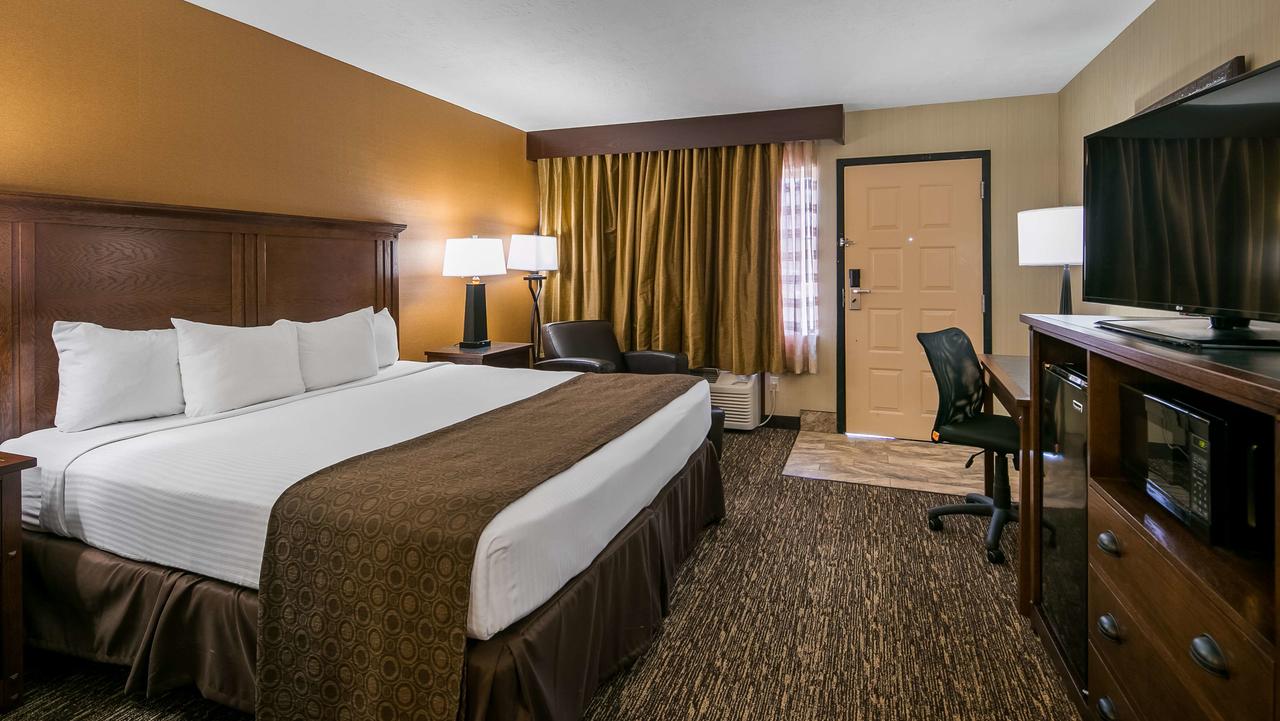 Best Western Ramkota Hotel - thumb 40