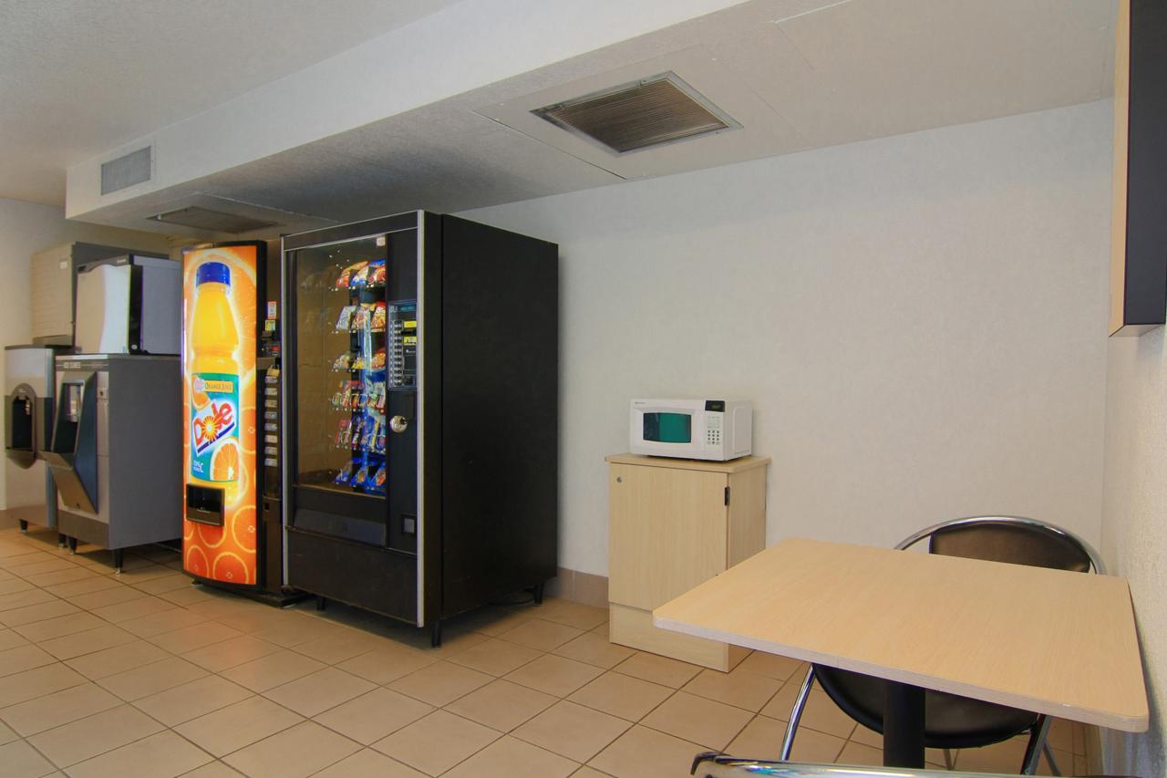 Motel 6 Rapid City - thumb 33