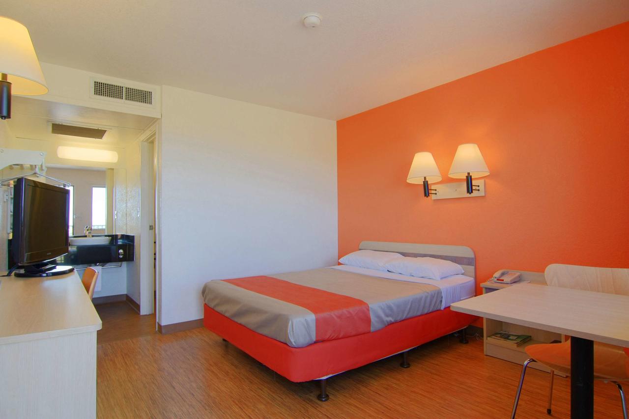 Motel 6 Rapid City - thumb 44