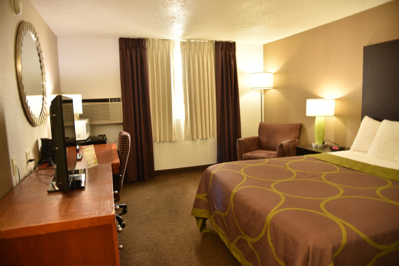 Super 8 By Wyndham Rapid City Rushmore Rd - thumb 4