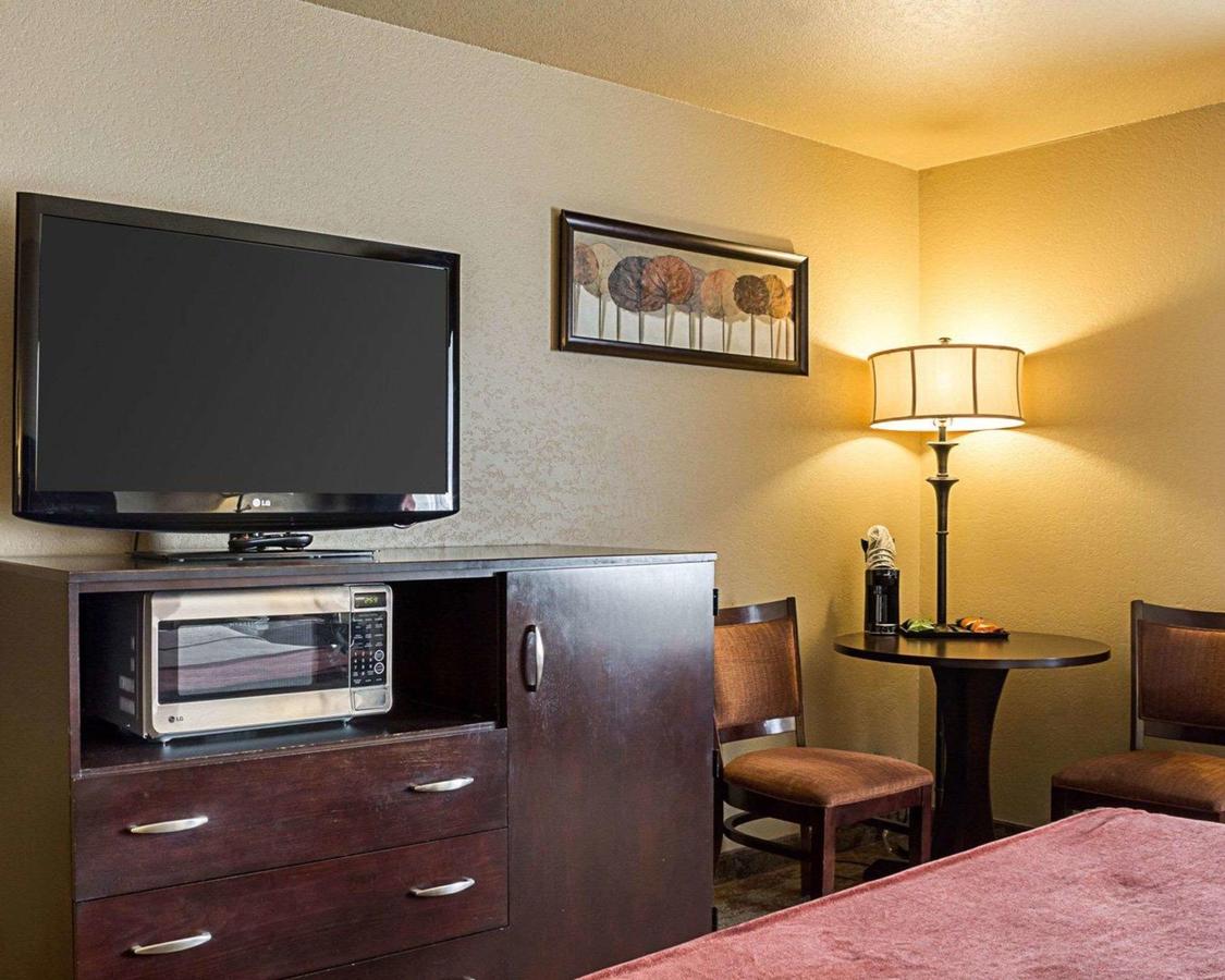 Econo Lodge Rapid City - thumb 11