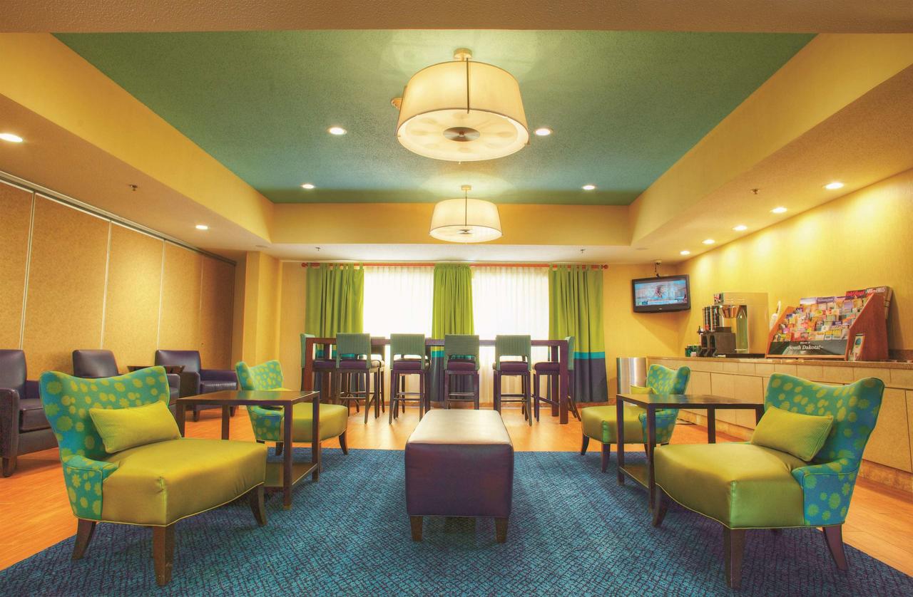 La Quinta By Wyndham Rapid City - thumb 40