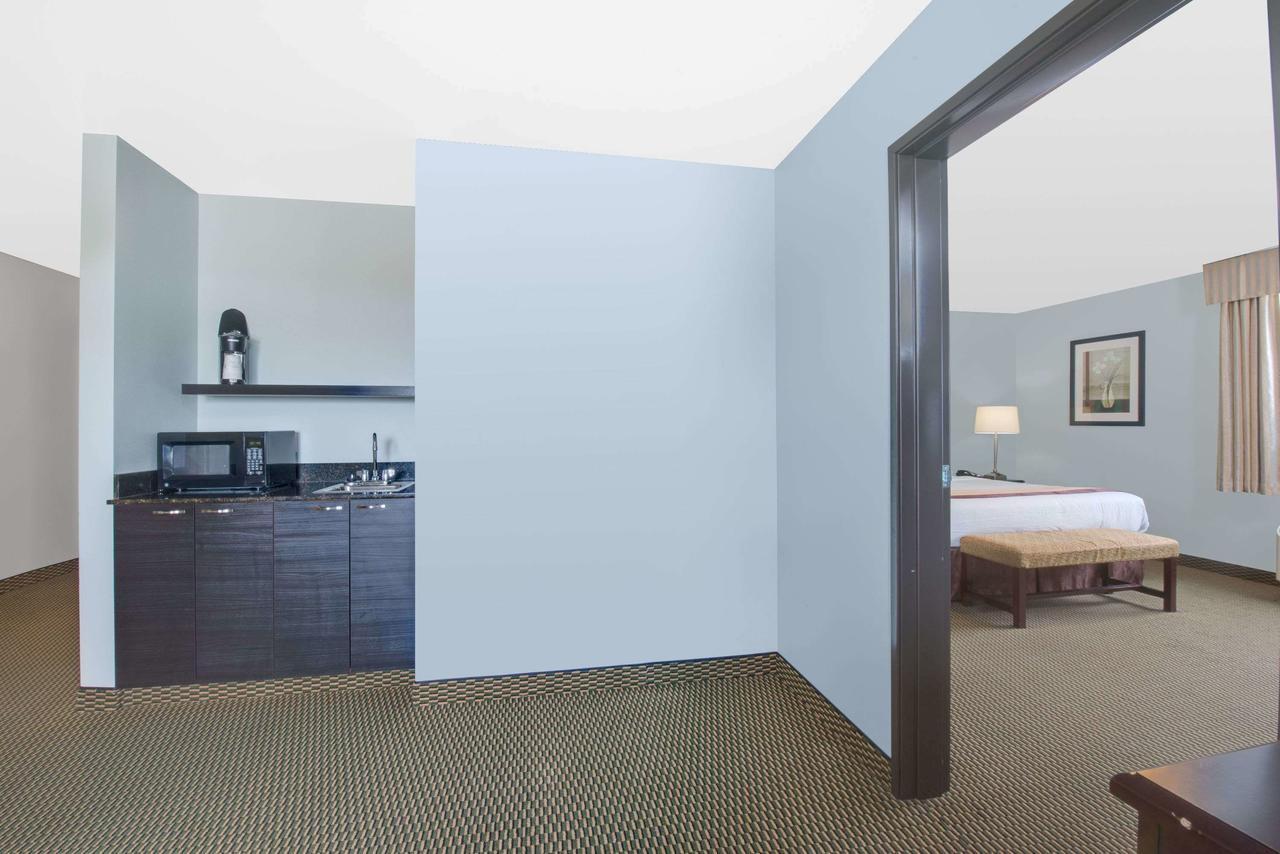 Baymont By Wyndham Rapid City - thumb 37