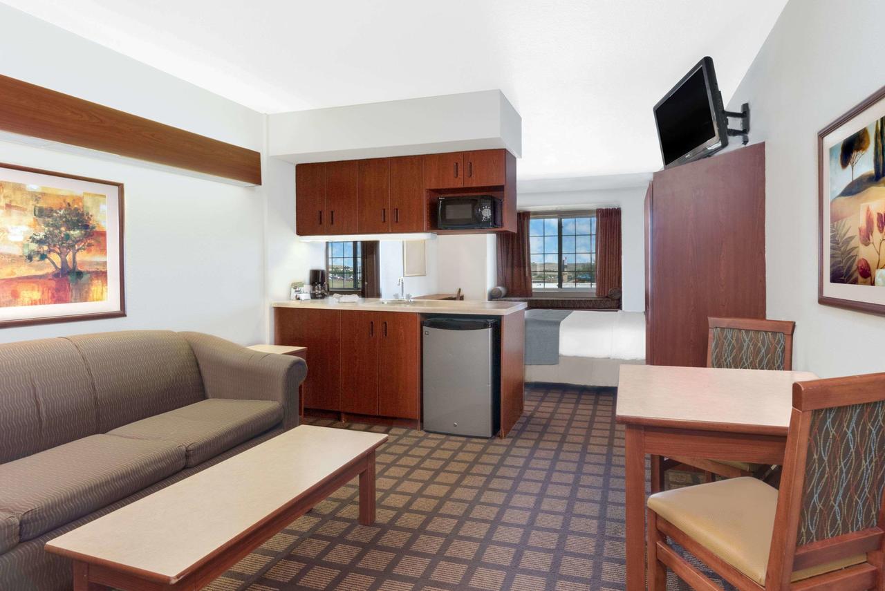 Microtel Inn & Suites By Wyndham Rapid City - thumb 33