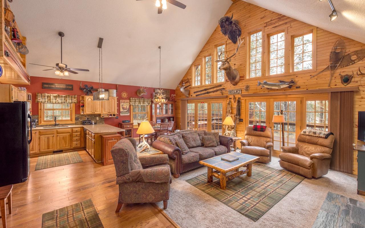 Deer Meadow Lodge - thumb 1