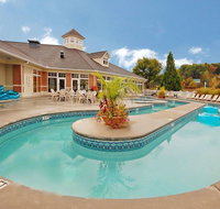 MainStay Suites Conference Center Pigeon Forge - Orlando Tourists