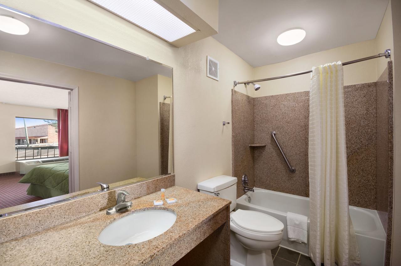 Days Inn By Wyndham Cookeville - thumb 16