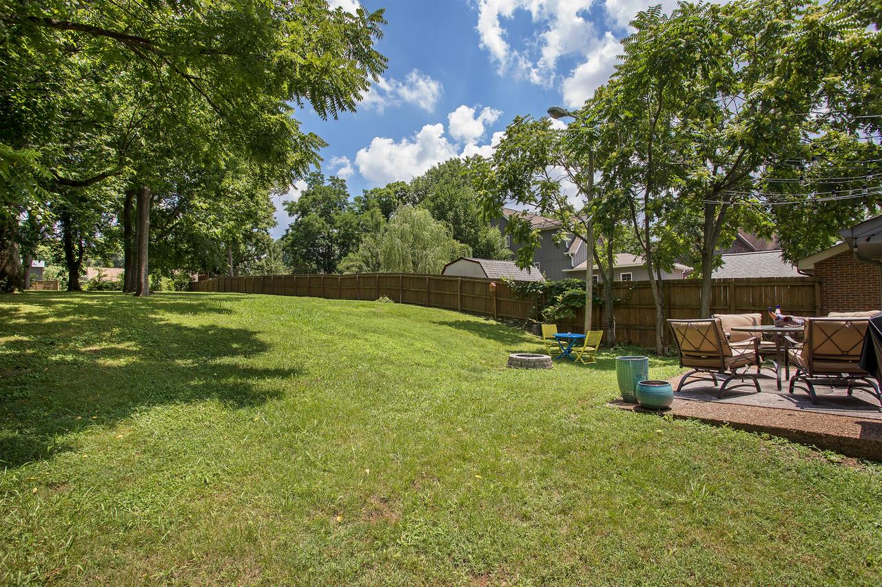 12 South/Melrose Cottage Oasis - thumb 3