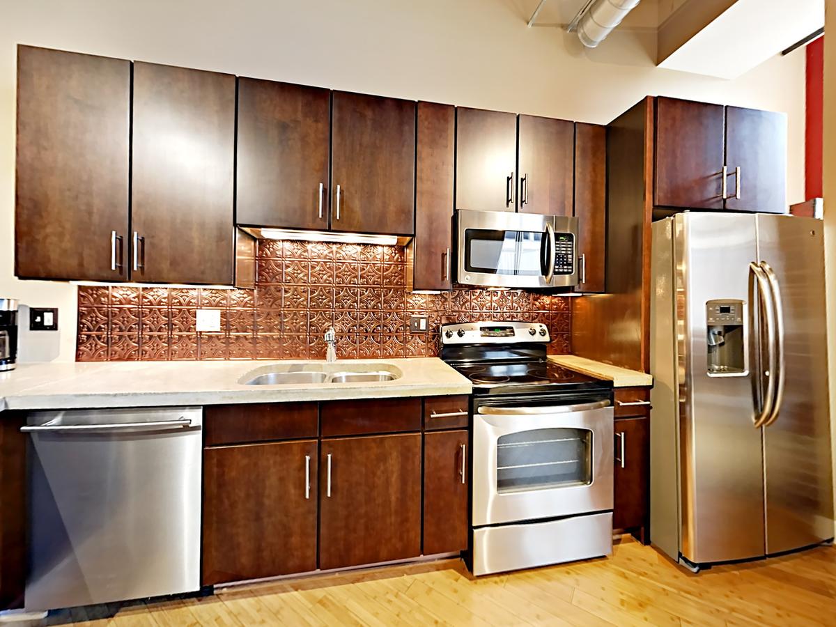 1820 Loft 211 Oozing Charm Steps To Broadway-Sleeps 4 - thumb 20