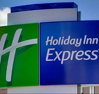 Holiday Inn Express  Suites - Union City - Orlando Tourists