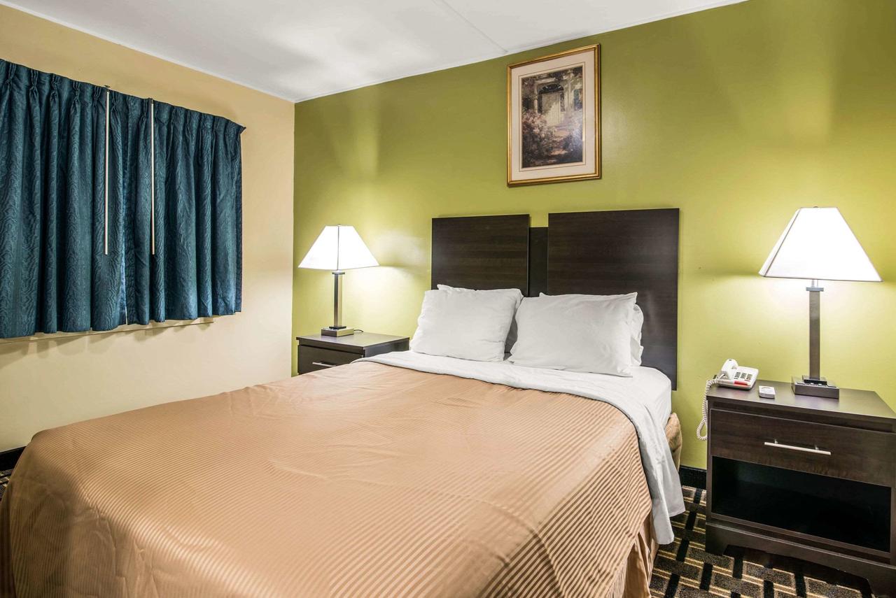 Rodeway Inn Rutland - thumb 23