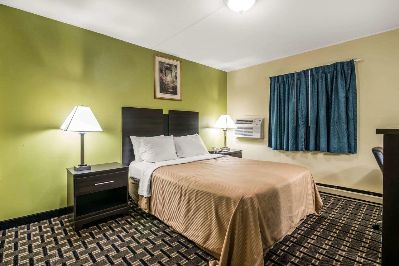 Rodeway Inn Rutland - thumb 3