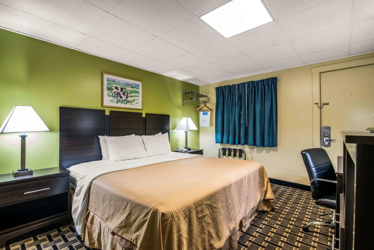 Rodeway Inn Rutland - thumb 20