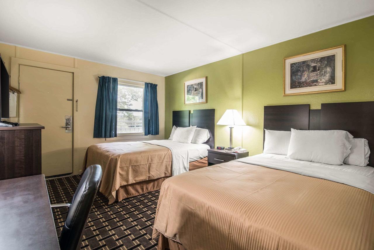 Rodeway Inn Rutland - thumb 11