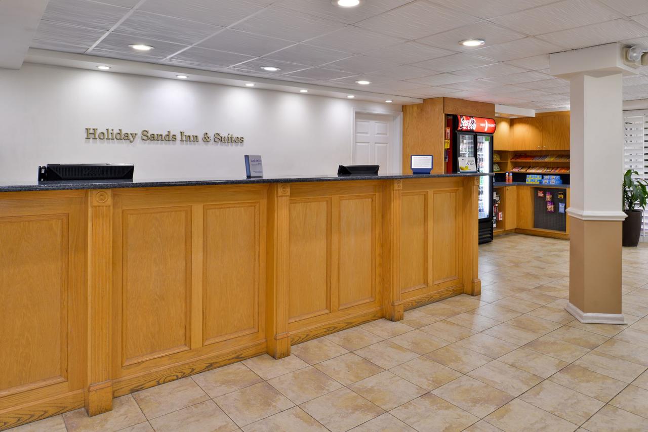 Best Western Plus Holiday Sands Inn & Suites - thumb 3