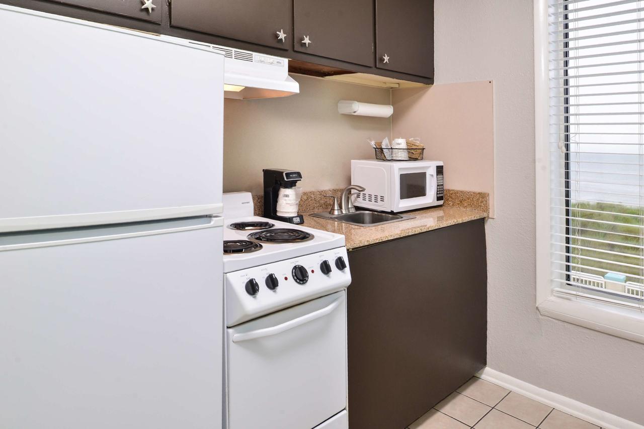Best Western Plus Holiday Sands Inn & Suites - thumb 43