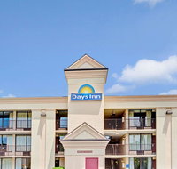 Days Inn by Wyndham Hampton Near Coliseum Convention Center - Orlando Tourists