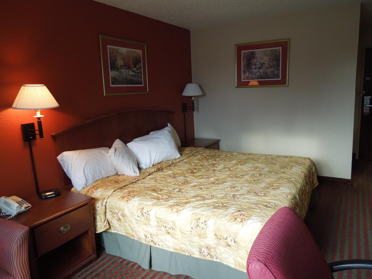 Super 8 By Wyndham Harrisonburg - thumb 10
